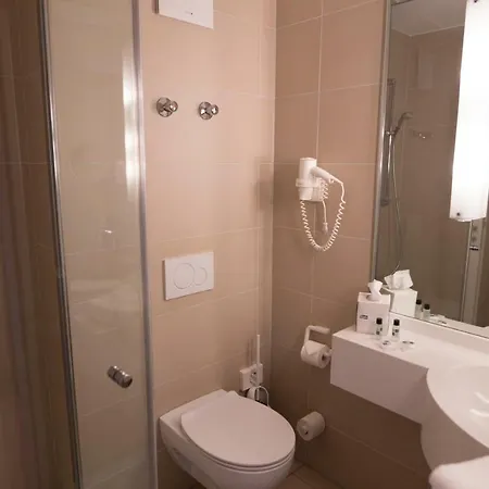 Bsw-erlebnishotel Festenburg Hotell